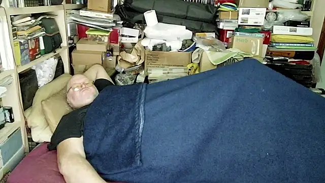 hadeszeuss2 online show from January 2025 06:28:01 PM