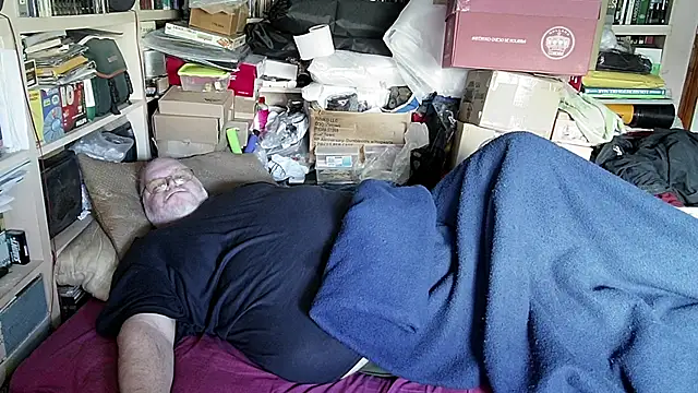 hadeszeuss2 online show from February 2025 02:32:01 PM