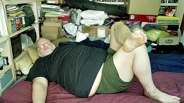 hadeszeuss2 online show from March 2025 05:46:01 PM