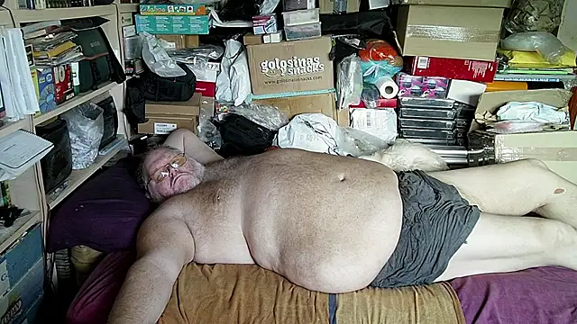 hadeszeuss2 online show from November 2025 03:25:01 PM