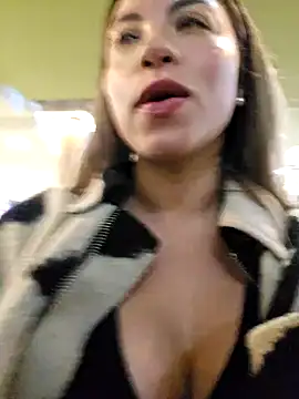 Karen San Miguel online show from February 2025 12:30:02 AM