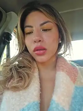 Karen San Miguel online show from September 2025 08:41:01 PM