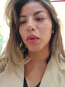 Karen San Miguel online show from September 2025 07:03:01 PM