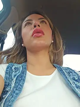 Karen San Miguel online show from September 2025 06:52:01 PM