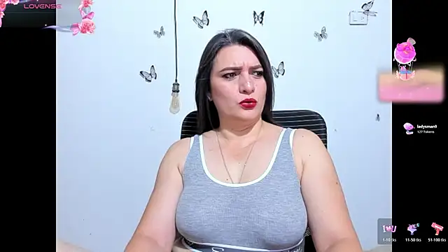Snapshot of Amie_Adams82_ chatting on July 2026 04:02:02 PM Amie Adams82 online show from July 2026 04:02:02 PM