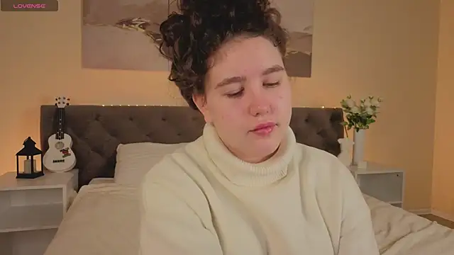 Ariella Sol online show from November 2025 01:06:02 AM