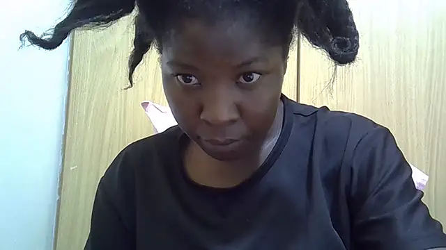 pretty brina online show from December 2025 08:45:01 AM