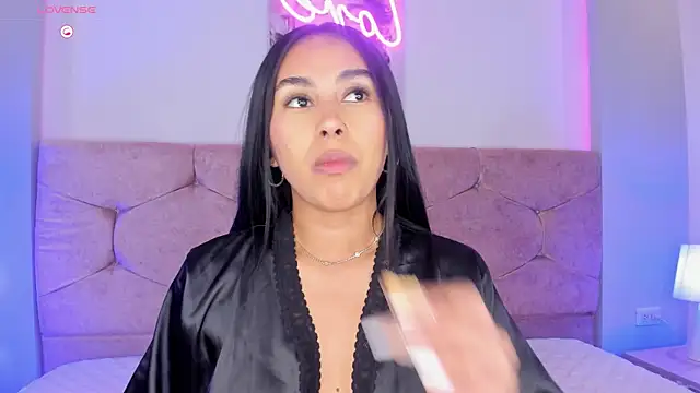 Cameliaa Smiith online show from December 2024 05:34:01 AM