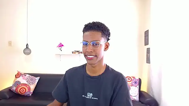 maiki18  online show from February 2025 01:59:01 PM