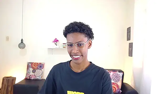 maiki18  online show from March 2025 01:40:01 PM