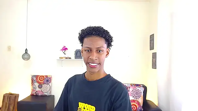 maiki18  online show from March 2025 01:45:01 PM