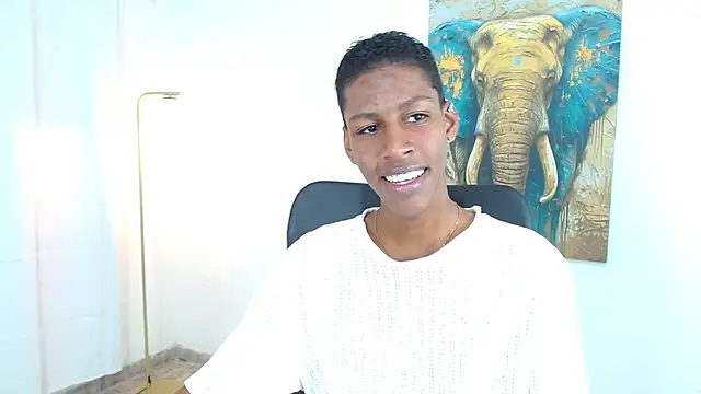 maiki18  online show from September 2025 08:36:01 PM