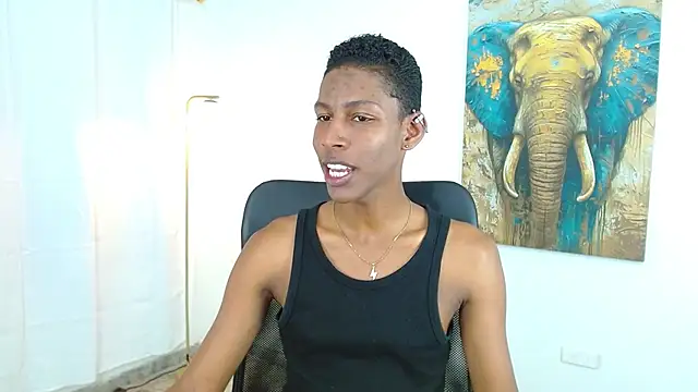 maiki18  online show from October 2025 08:49:01 PM