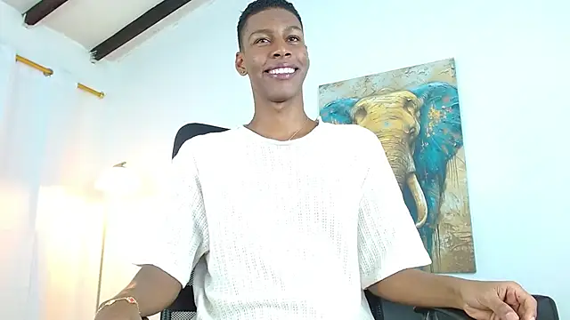 maiki18  online show from November 2025 08:40:02 PM