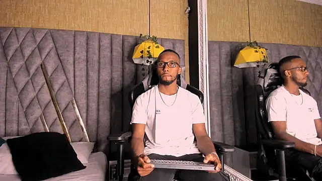 JamesParck online show from April 2026 10:36:01 PM