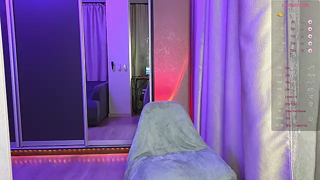 excited-kristi online show from February 2025 04:42:02 AM