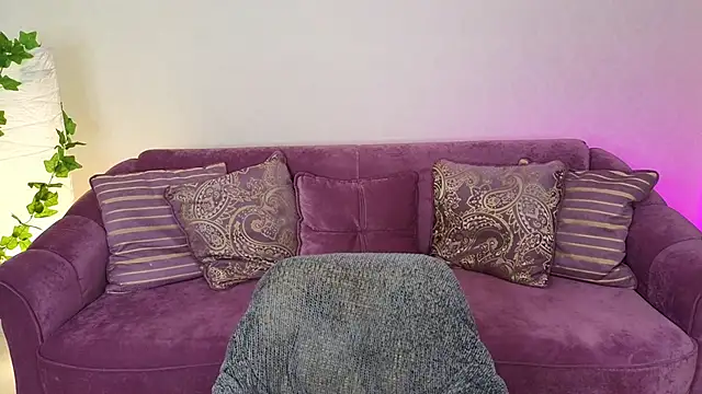 miki miki cutie  online show from January 2025 05:02:01 PM