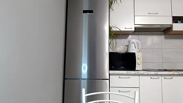 SierraSky  online show from February 2025 06:10:02 PM