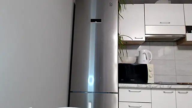 SierraSky  online show from March 2025 06:12:02 PM