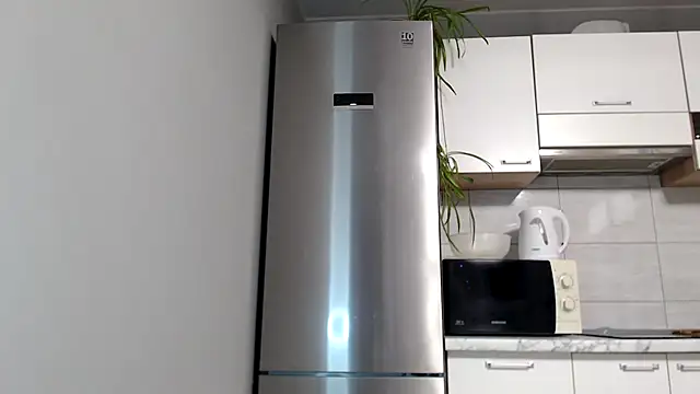 SierraSky  online show from March 2025 06:11:02 PM