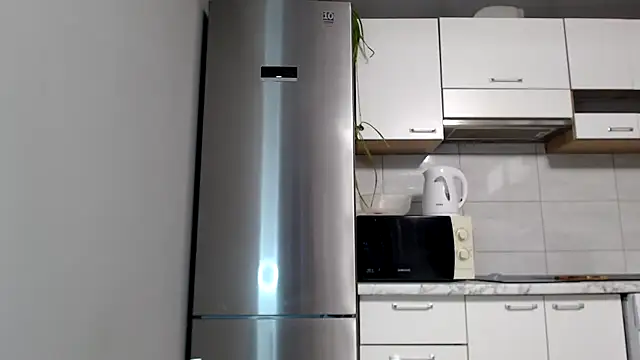 SierraSky  online show from September 2025 05:12:02 PM