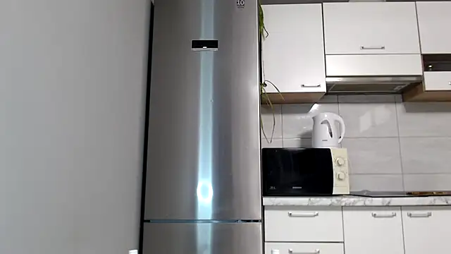 SierraSky  online show from September 2025 05:13:01 PM