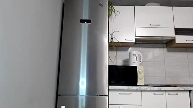 SierraSky  online show from February 2026 06:04:01 PM