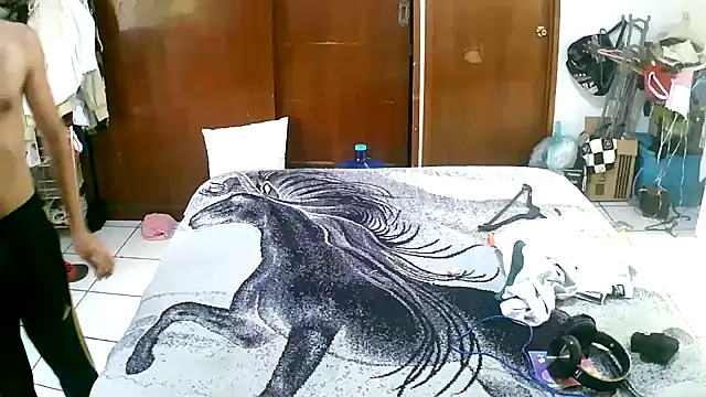 Snapshot of jperezofficial1 chatting on October 2025 07:34:01 PM jperezofficial1 online show from October 2025 07:34:01 PM