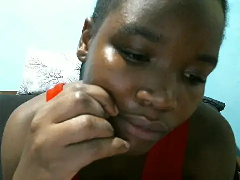 cocolicky online show from October 2025 08:10:01 PM