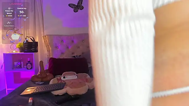 Sarahballiston  online show from December 2025 01:46:02 AM