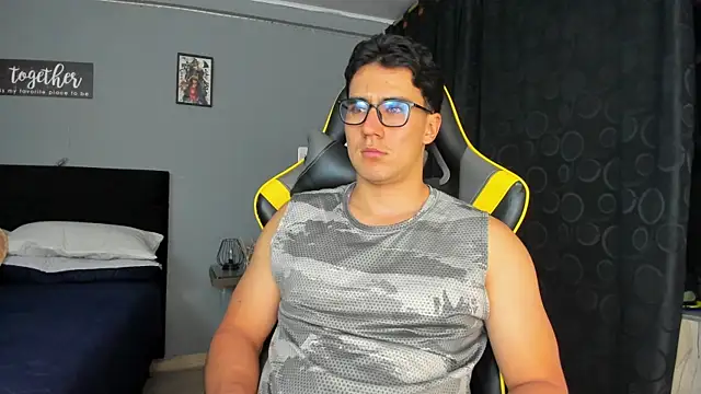 owengray2n online show from October 2025 01:47:01 AM