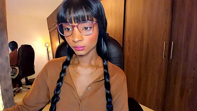 alikahouston4 online show from October 2025 05:04:02 AM