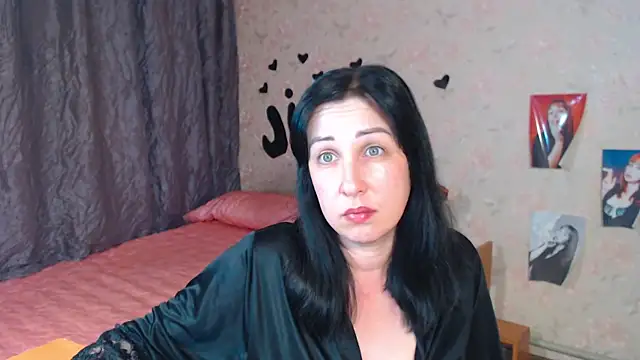 JillStevens online show from October 2025 05:15:02 AM