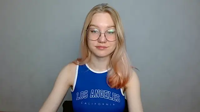 cindi hot online show from January 2025 09:36:02 AM