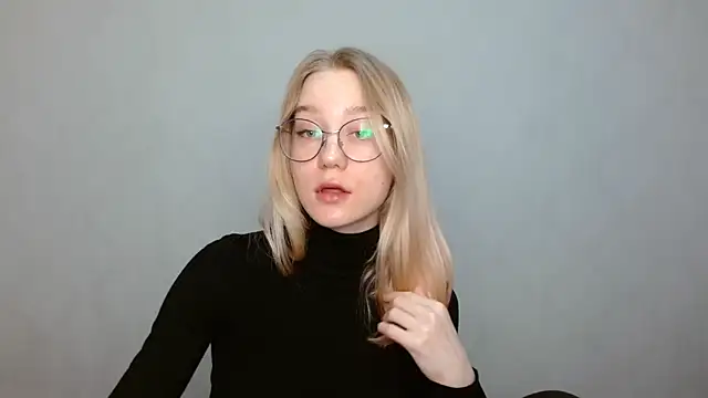 cindi hot online show from February 2025 01:08:02 PM