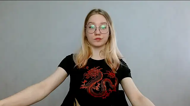 cindi hot online show from February 2025 10:18:02 AM