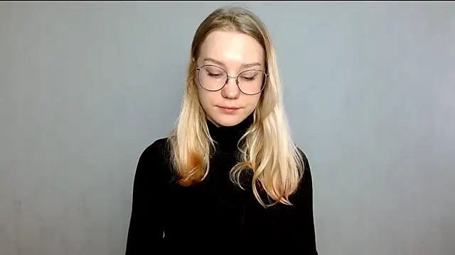 cindi hot online show from March 2025 11:36:02 AM