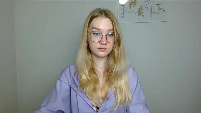 cindi hot online show from November 2025 09:30:02 AM