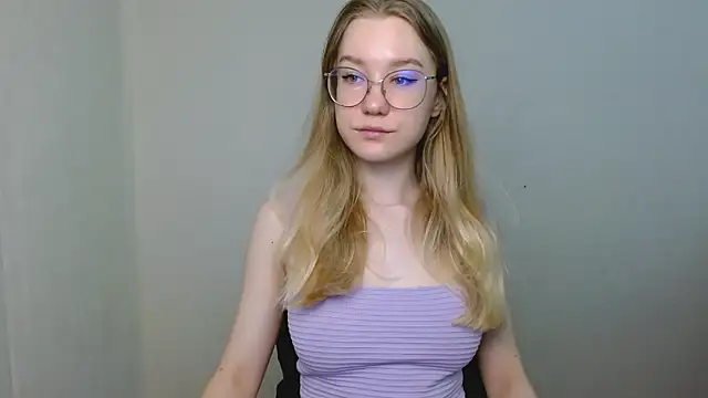 cindi hot online show from February 2026 09:28:02 AM