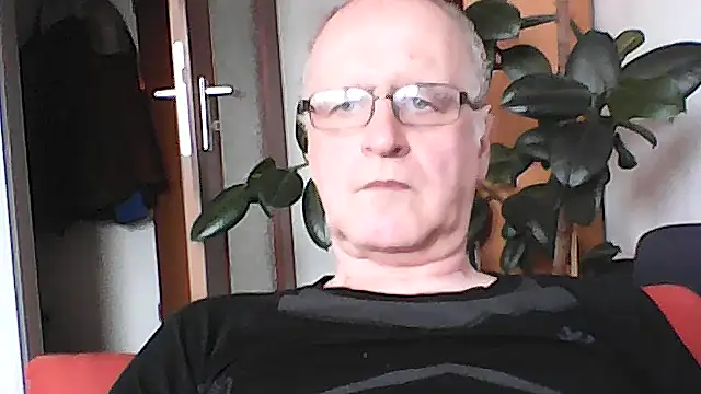 Milkasahne64 online show from March 2026 10:33:02 AM