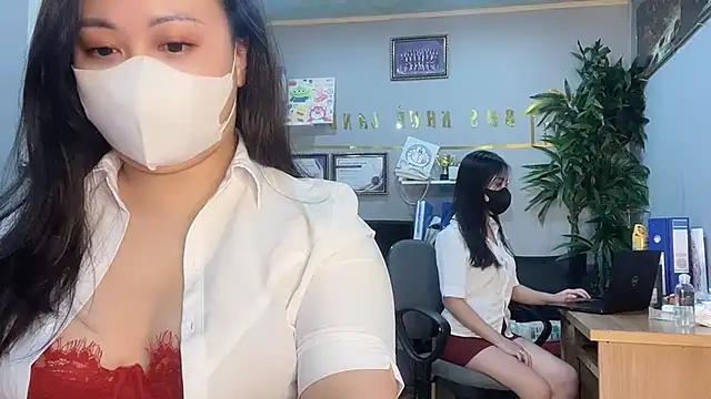 Bamboo Swetie online show from December 2024 02:27:01 PM