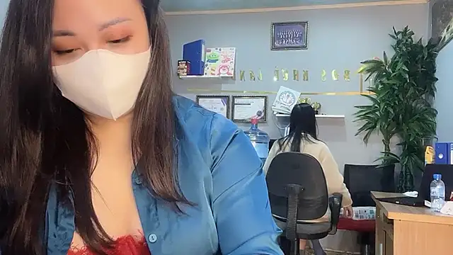 Bamboo Swetie online show from December 2024 03:06:01 AM