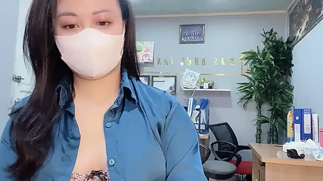 Bamboo Swetie online show from January 2025 04:36:01 AM