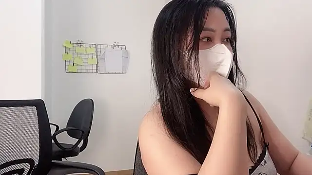 Bamboo Swetie online show from March 2025 02:32:02 PM