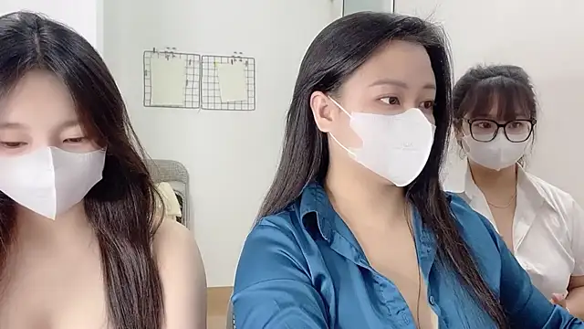 Bamboo Swetie online show from December 2025 03:08:02 PM