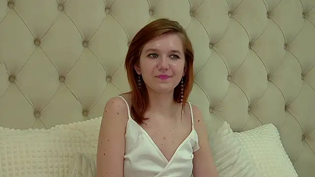 LessySmith online show from March 2025 10:30:02 PM