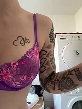 LenaSophie online show from March 2025 12:00:01 PM