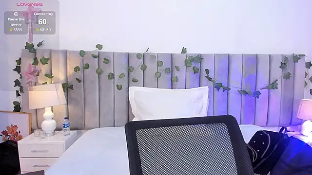 kareena basu online show from April 2026 03:11:02 AM