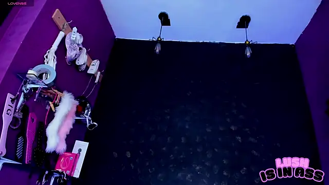 Alexa Slave online show from April 2026 07:31:02 PM