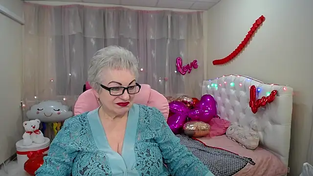 KayleSmoll online show from February 2025 01:44:02 AM